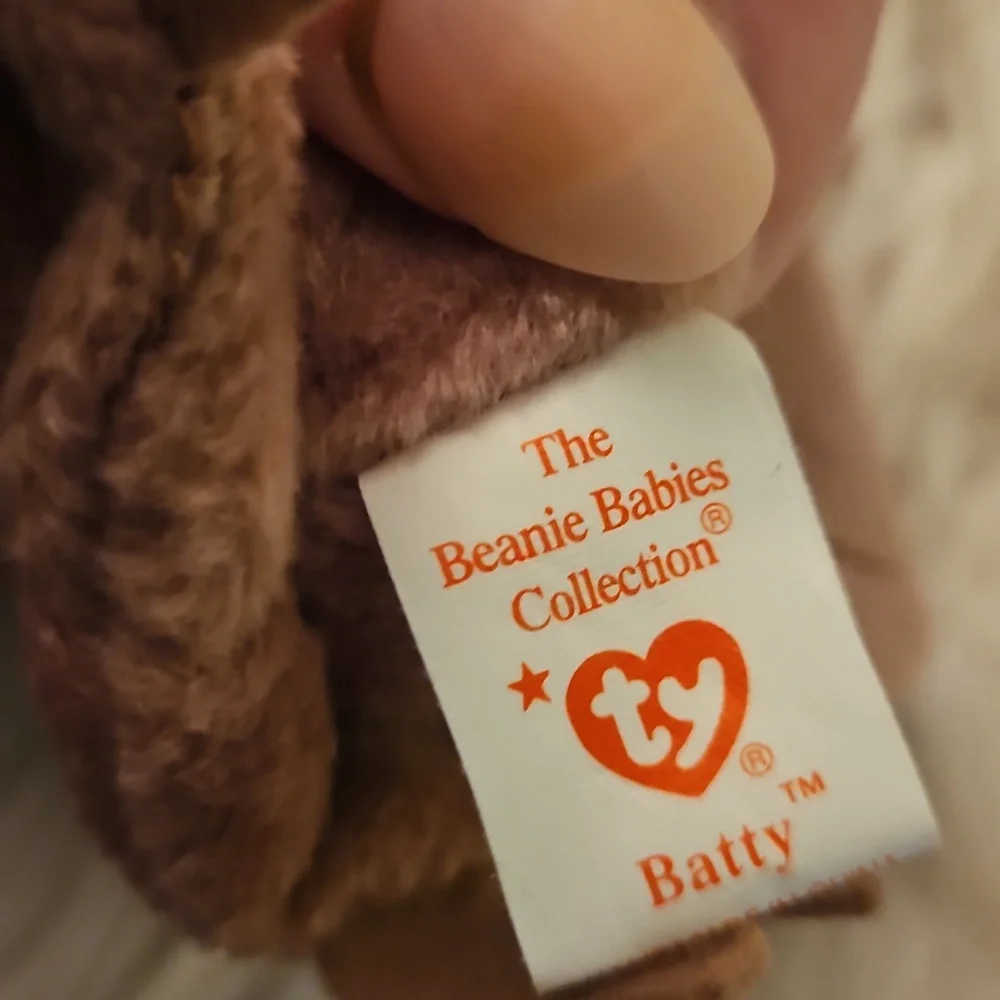 Batty Beanie Baby (1996) | Tan w/ Pink Nose | Velcro Wings | All Tags Attached